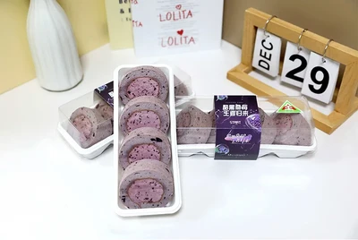 Blueberry Mulberry Cake Roll